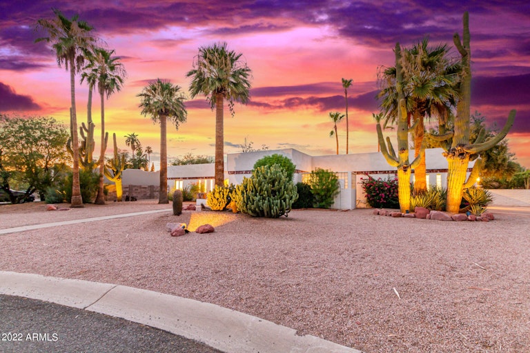 Photo 3 of 56 - 6250 E Charter Oak Rd, Scottsdale, AZ 85254