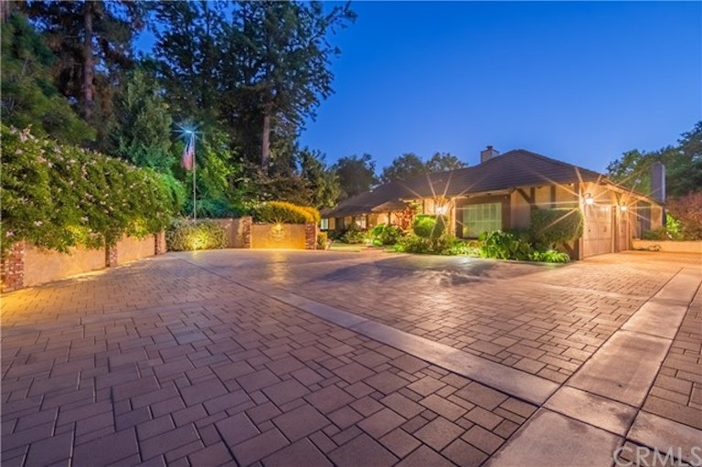 Photo 1 of 59 - 2899 N Monte Verde Dr, Covina, CA 91724