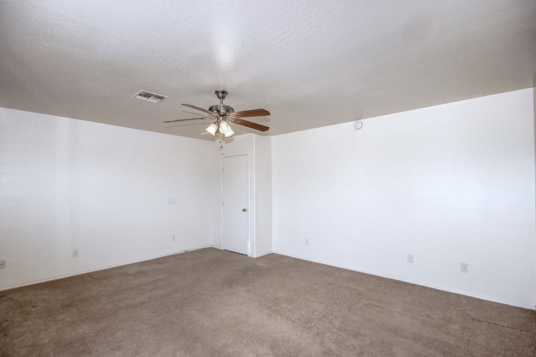 Photo 14 of 21 - 7321 S 252nd Ln, Buckeye, AZ 85326