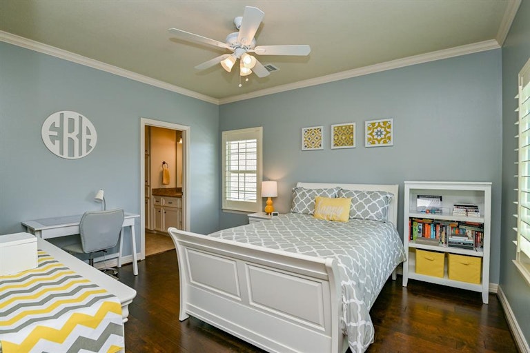 Photo 22 of 33 - 10523 Pebblecreek Xing, Katy, TX 77494