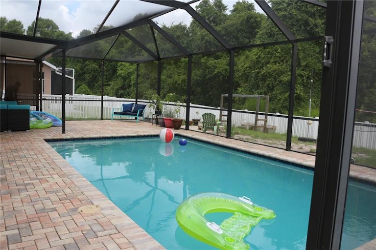 Photo 15 of 35 - 11423 Crisfield Pl, New Port Richey, FL 34654