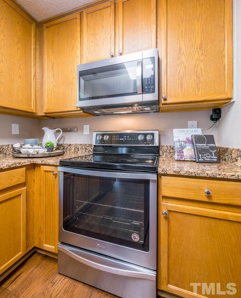 Photo 24 of 46 - 5 Ingram Ct, Durham, NC 27713