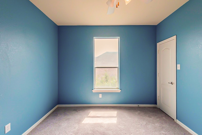 Photo 24 of 27 - 2612 Powderhorn Dr, Little Elm, TX 75068