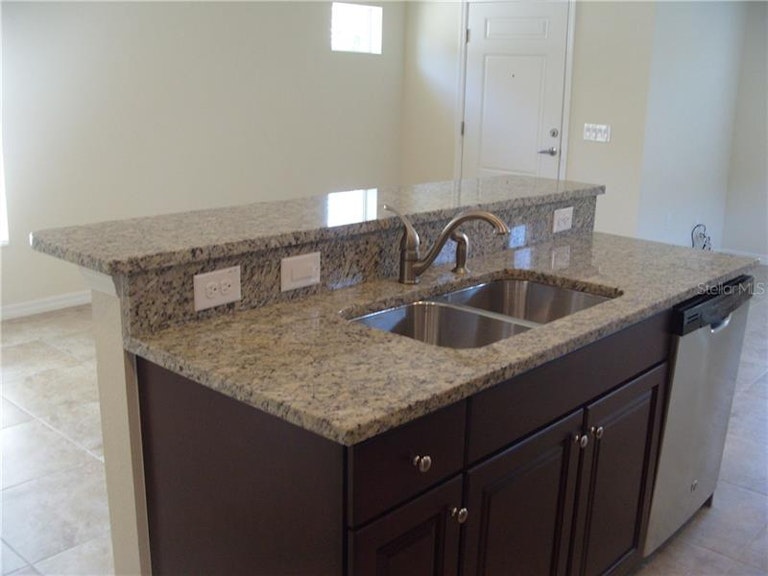 Photo 10 of 21 - 12499 Sagewood Dr, Venice, FL 34293