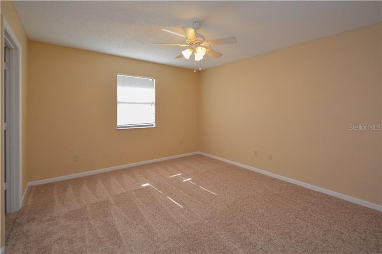 Photo 17 of 18 - 3842 Red Oak Ct, Lake Wales, FL 33898