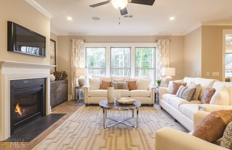 Photo 3 of 14 - 167 Riverclub Rd, Acworth, GA 30101