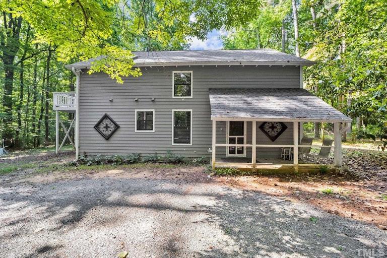 Photo 5 of 36 - 317 Stony Hill Rd, Chapel Hill, NC 27516