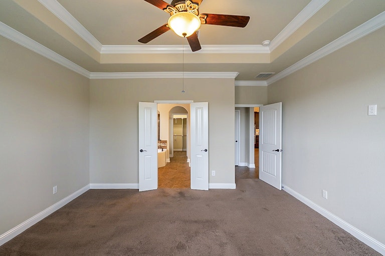 Photo 16 of 30 - 2457 Porto Way, League City, TX 77573
