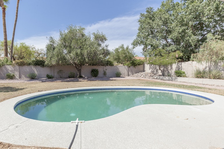 Photo 24 of 29 - 802 E Meadow Ln, Phoenix, AZ 85022