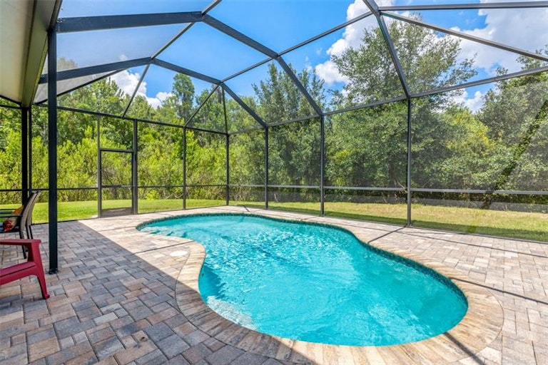 Photo 47 of 58 - 19402 Whispering Brook Dr, Tampa, FL 33647