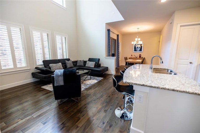 Photo 19 of 30 - 1503 English Blue Ln, Arlington, TX 76005