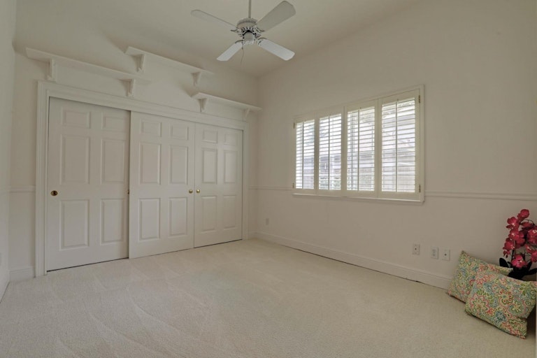 Photo 21 of 48 - 4314 Hale Ranch Ln, Fair Oaks, CA 95628