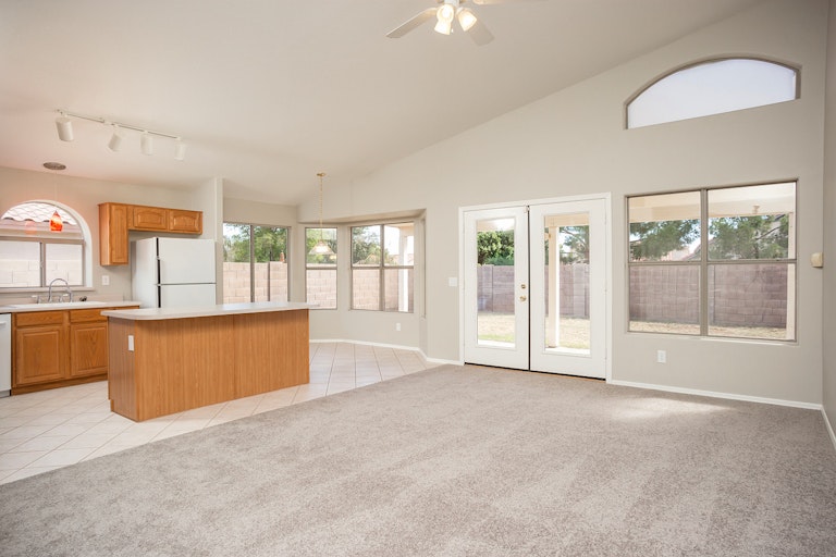 Photo 9 of 20 - 12727 W Cambridge Ave, Avondale, AZ 85392