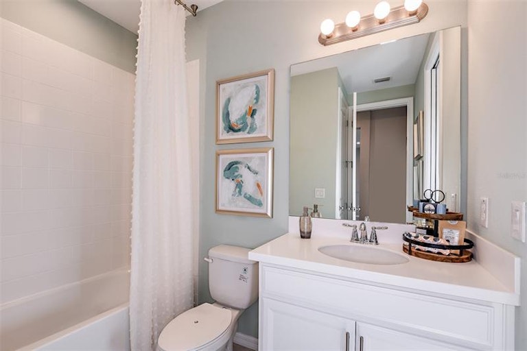 Photo 9 of 29 - 2741 Leafwing Ct, Palm Harbor, FL 34683