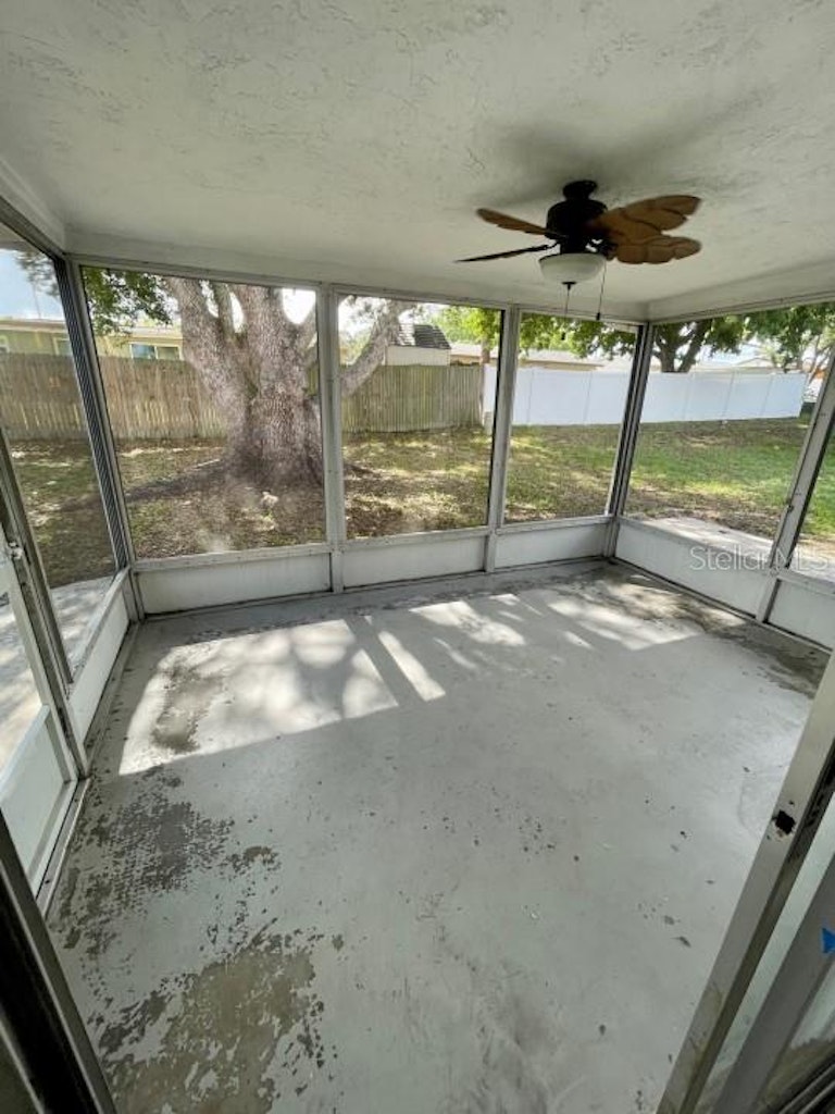 Photo 19 of 24 - 9020 Rainbow Ln, Port Richey, FL 34668