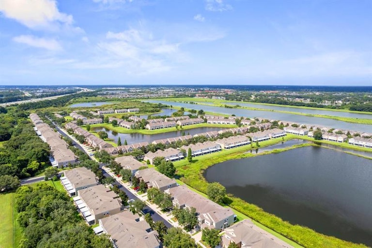Photo 24 of 35 - 4830 Barnstead Dr, Riverview, FL 33578