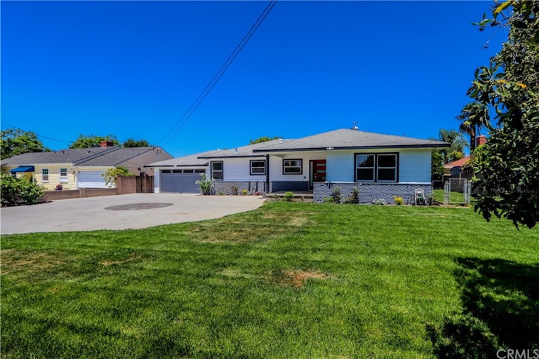 Photo 27 of 32 - 13311 Red Hill Ave, Tustin, CA 92780