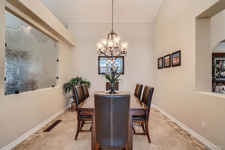 Photo 6 of 40 - 26741 E Clifton Dr, Aurora, CO 80016