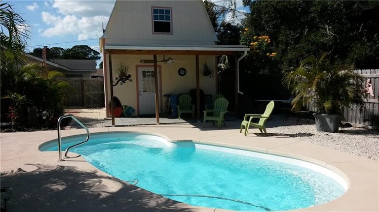 Photo 17 of 25 - 5703 25th Ave S, Gulfport, FL 33707