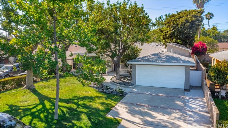 Photo 36 of 36 - 4211 W Woodland Ave, Burbank, CA 91505