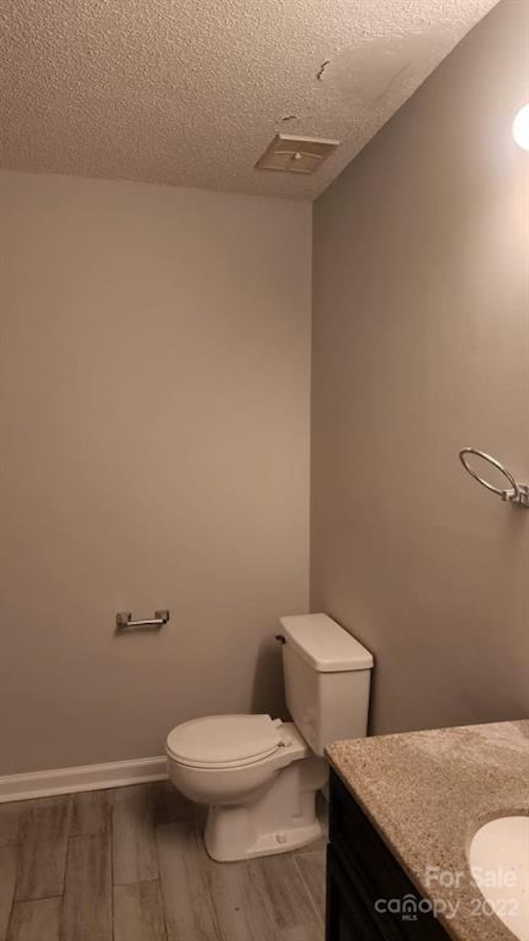 Photo 8 of 15 - 7937 Latchington Ct, Charlotte, NC 28227