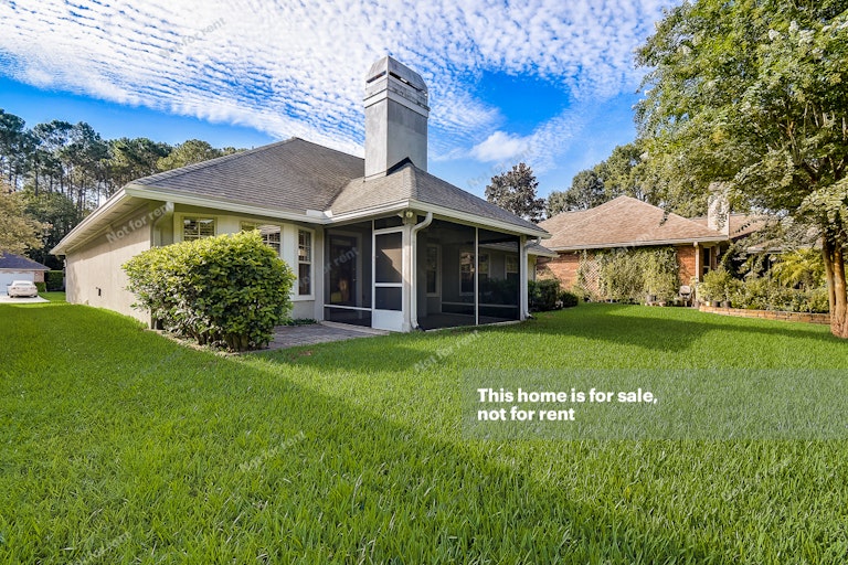 Photo 9 of 36 - 8560 Walden Glen Dr, Jacksonville, FL 32256