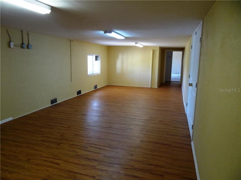Photo 20 of 24 - 8077 Cheyenne Dr, Seminole, FL 33777