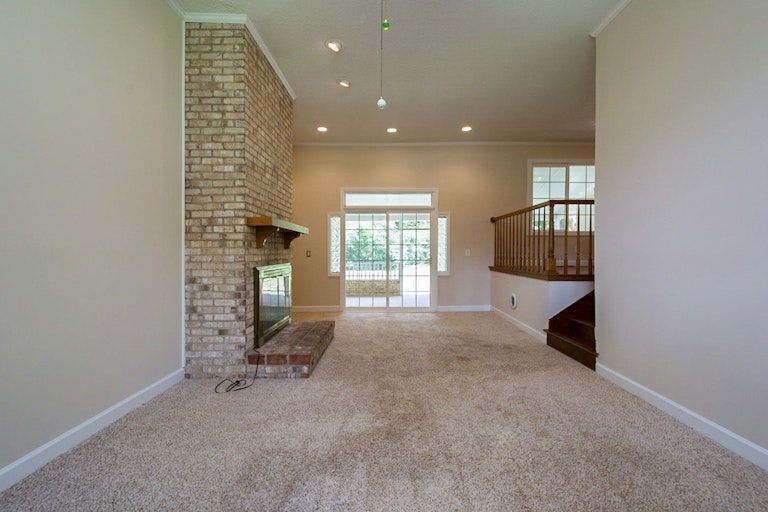 Photo 7 of 16 - 7709 Leesville Rd, Raleigh, NC 27613