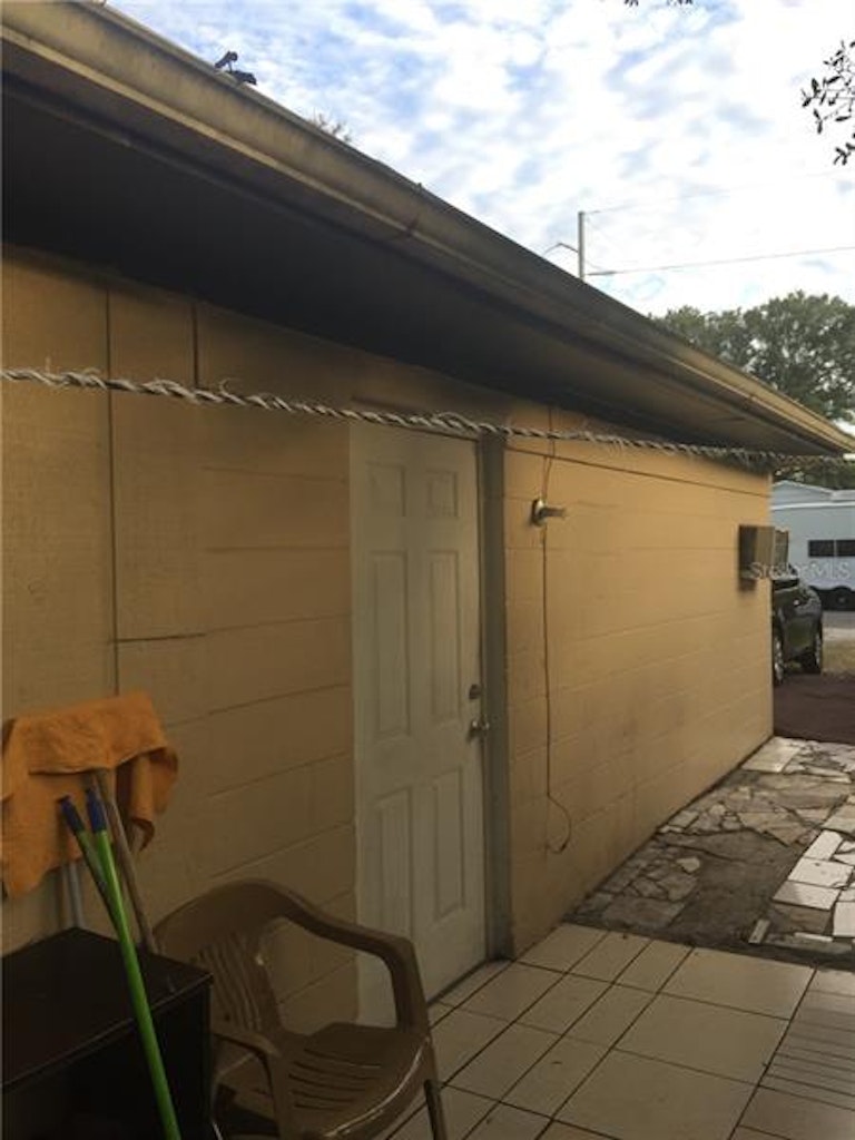 Photo 6 of 6 - 3903 W Norfolk St, Tampa, FL 33614