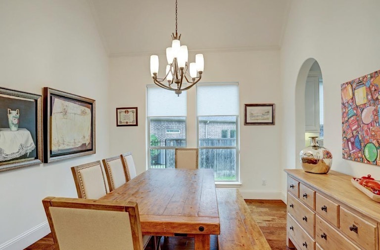 Photo 15 of 22 - 111 Tadpole Ct, Tomball, TX 77375