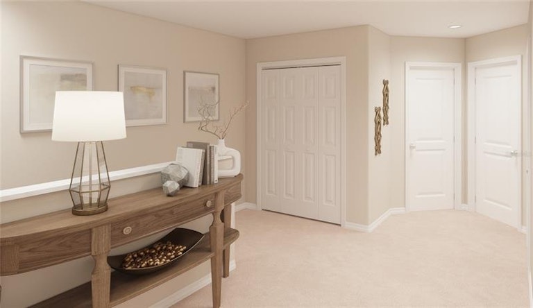 Photo 4 of 5 - 10488 Shady Preserve Dr, Riverview, FL 33578