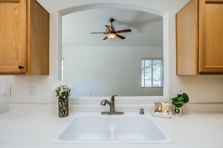 Photo 17 of 41 - 10186 E Covington St, Tucson, AZ 85748
