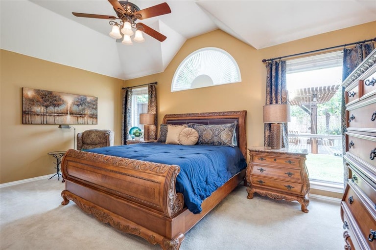 Photo 14 of 26 - 1604 Stone Crest Dr, Flower Mound, TX 75028