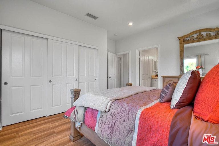Photo 45 of 54 - 14826 Otsego St, Sherman Oaks, CA 91403