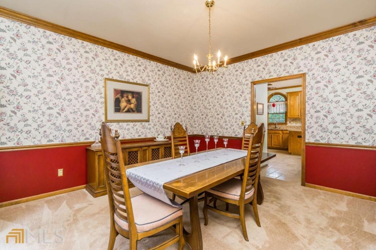 Photo 6 of 35 - 4502 Woodhall Way NE, Roswell, GA 30075