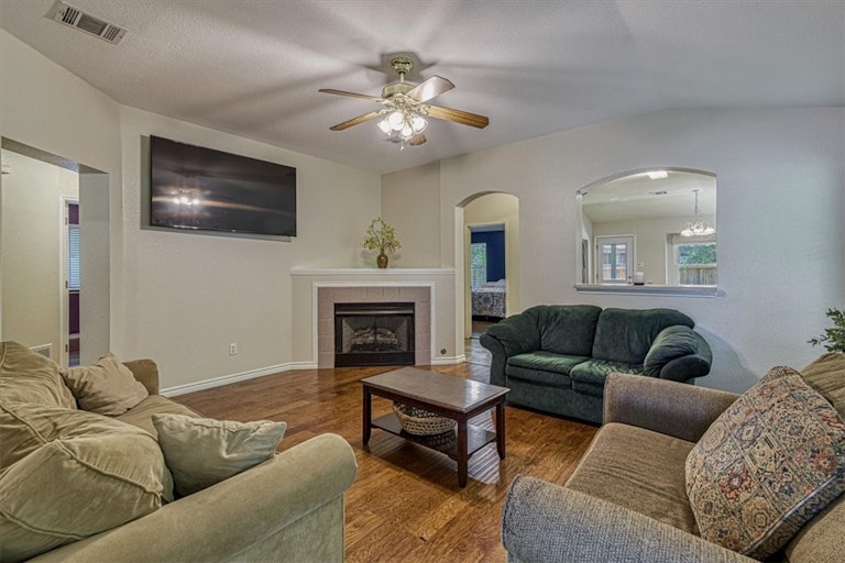 Photo 6 of 28 - 1200 Pine Portage Loop, Leander, TX 78641