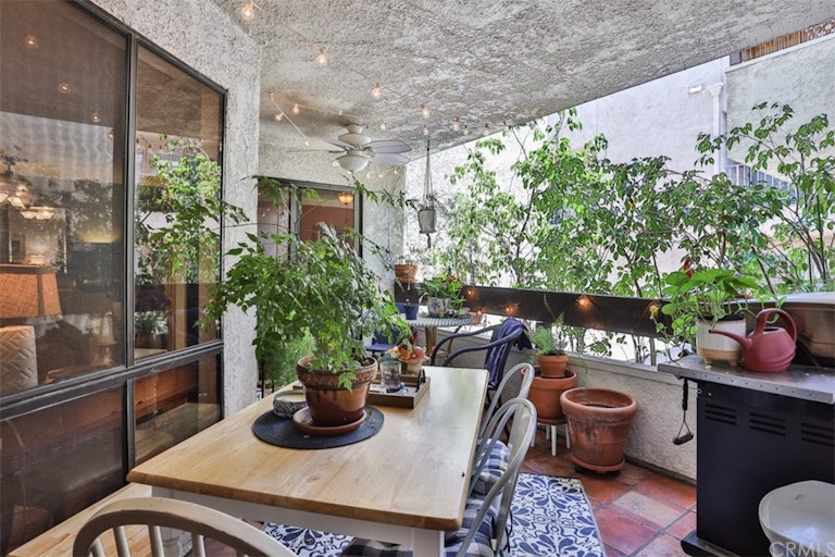 Photo 43 of 54 - 222 N Rose St #208, Burbank, CA 91505