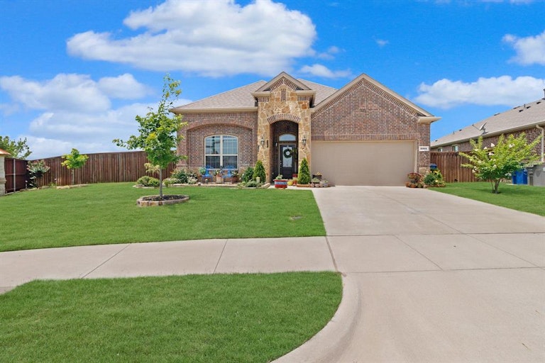 Photo 1 of 22 - 3301 Wysong St, Melissa, TX 75454