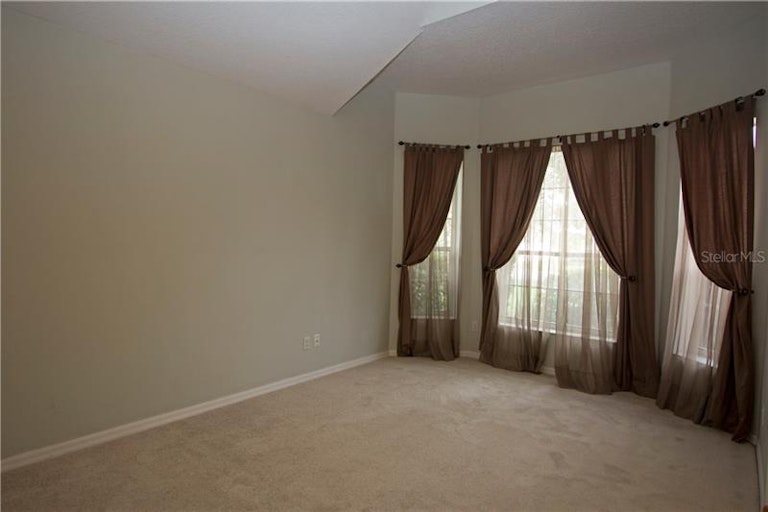 Photo 3 of 22 - 638 Darkwood Ave, Ocoee, FL 34761