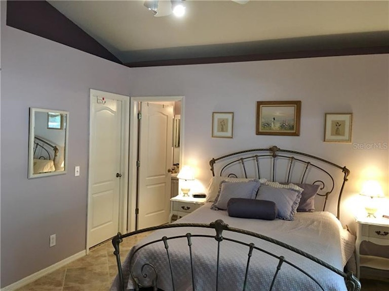 Photo 23 of 25 - 24535 Laurel Ridge Dr, Lutz, FL 33559