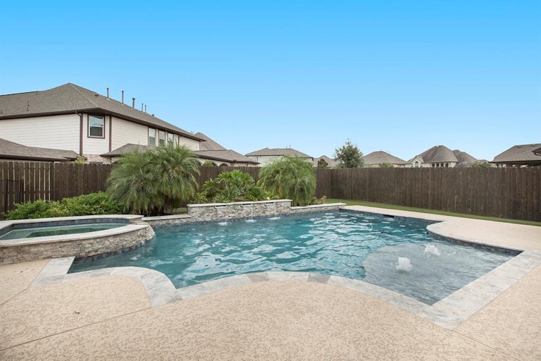 Photo 39 of 47 - 10610 Grace Hollow Dr, Cypress, TX 77433