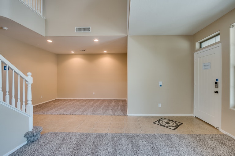 Photo 15 of 38 - 18517 W Paseo Way, Goodyear, AZ 85338