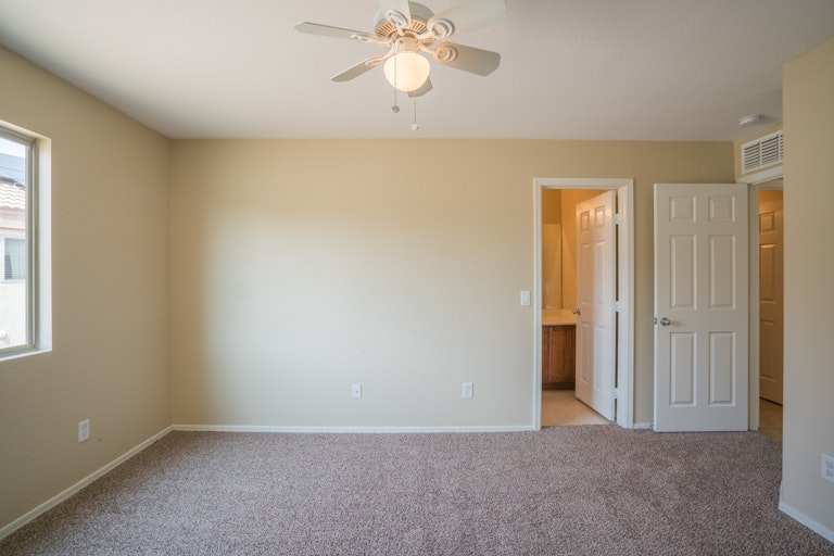 Photo 14 of 27 - 15113 N El Frio Ct, El Mirage, AZ 85335