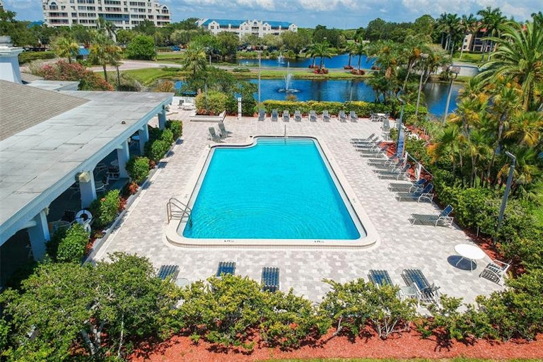 Photo 5 of 51 - 2333 Feather Sound Dr Unit B507, Clearwater, FL 33762