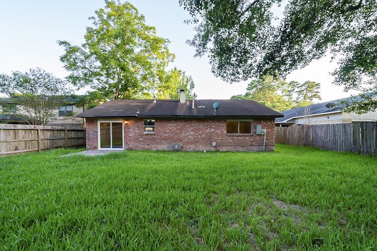 Photo 7 of 33 - 3303 Crossman St, Porter, TX 77365
