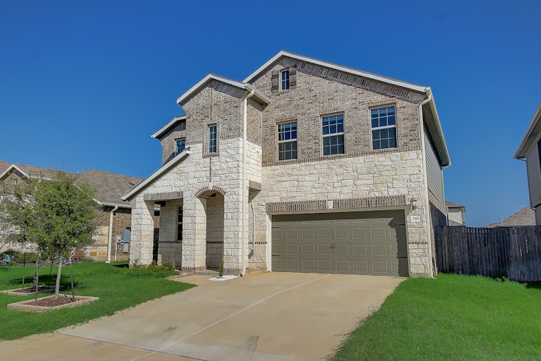 Photo 36 of 37 - 143 Vickers St, Georgetown, TX 78628