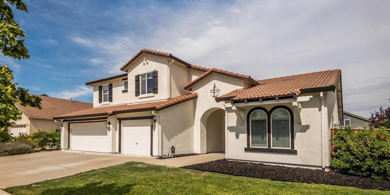 Photo 2 of 32 - 3325 Hornby Island St, West Sacramento, CA 95691
