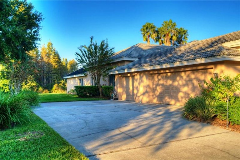 Photo 23 of 25 - 18630 Avenue Capri, Lutz, FL 33558