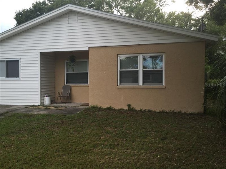 Photo 2 of 18 - 6523 S Himes Ave, Tampa, FL 33611