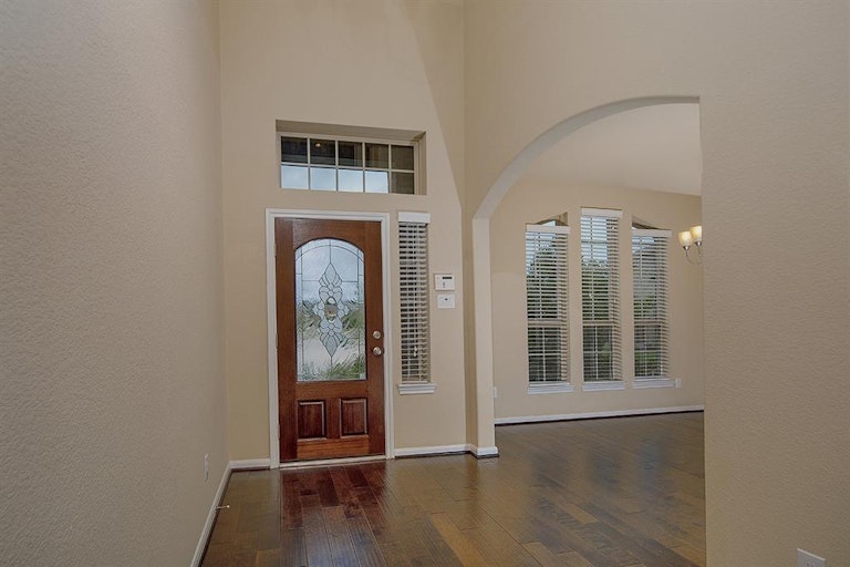 Photo 5 of 29 - 3851 Supremes Trl, Spring, TX 77386